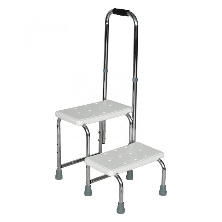 Double Step Stool With Armrests For The Elderly01