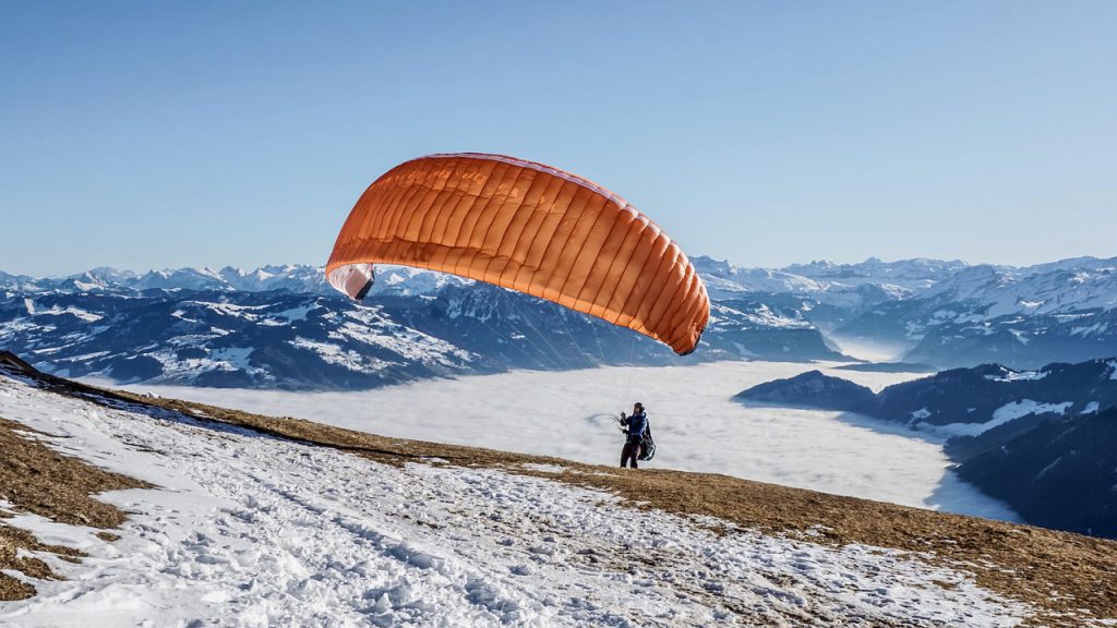 paraglider-4806383_1280