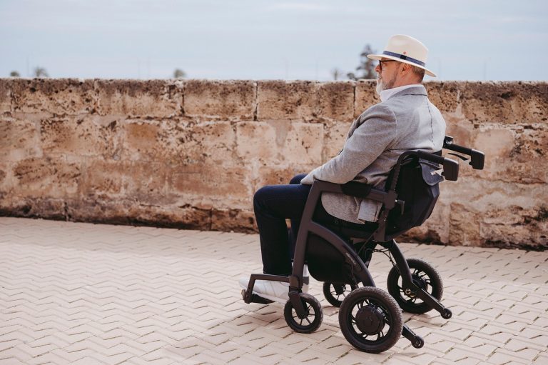 What is the Correct Posture When Using a Rollator Walker for Mobility